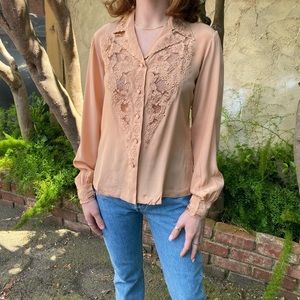 Hand embroidered silk western collar long sleeve blouse in the color clay